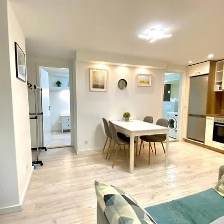 Apartment Cozy 3 Bedrooms At Center Budapest