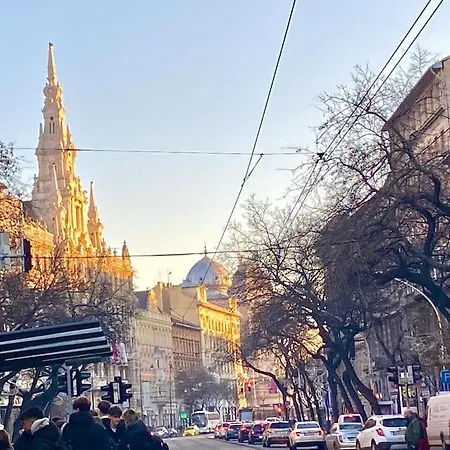 Cozy 3 Bedrooms At Center Apartment Budapest